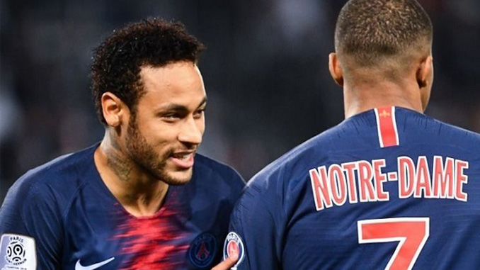 Ini Alasan Mengejutkan, Neymar Mendarat Di Turin